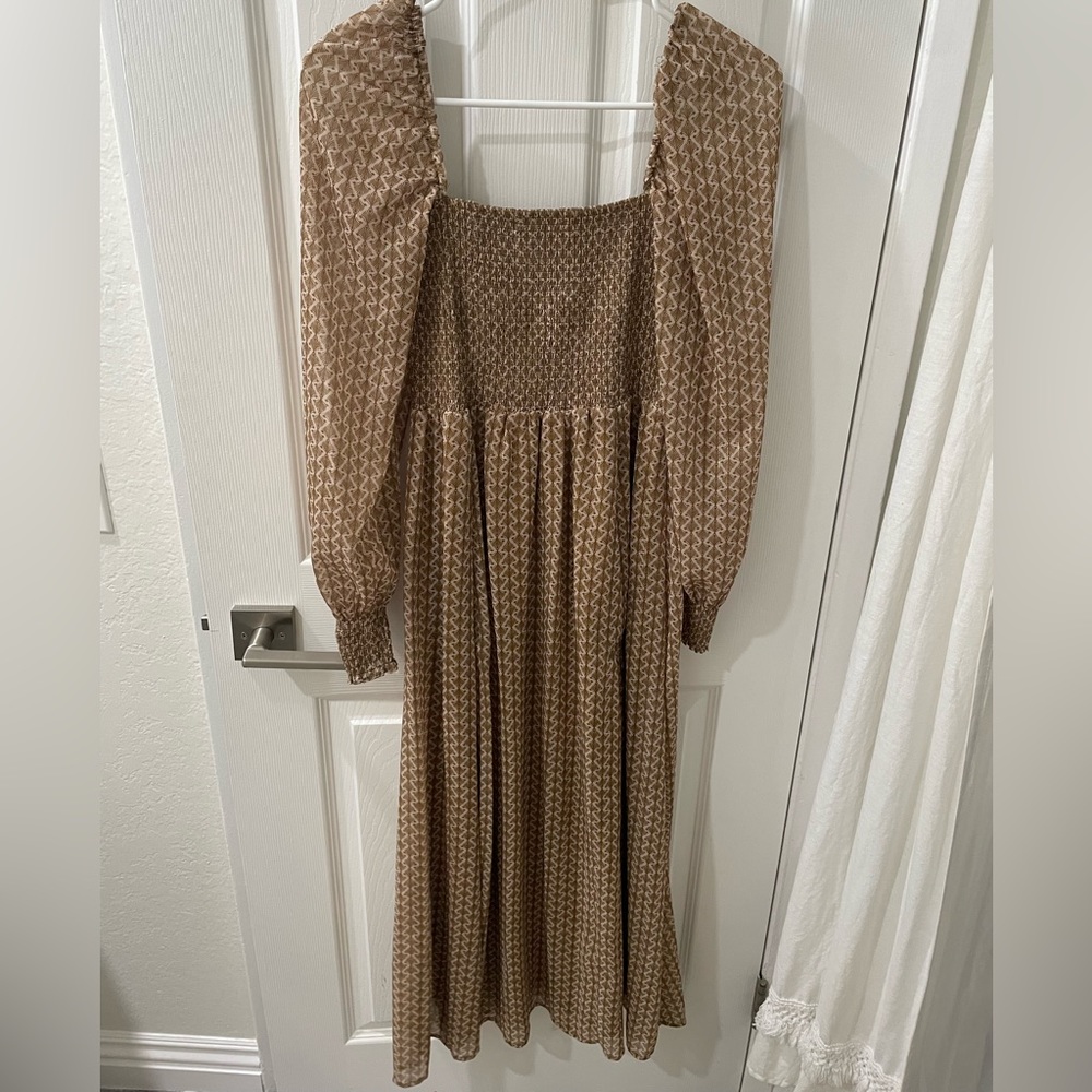 OPT Smocked Paisley Gold Beige Puff Sleeve Maxi Dress